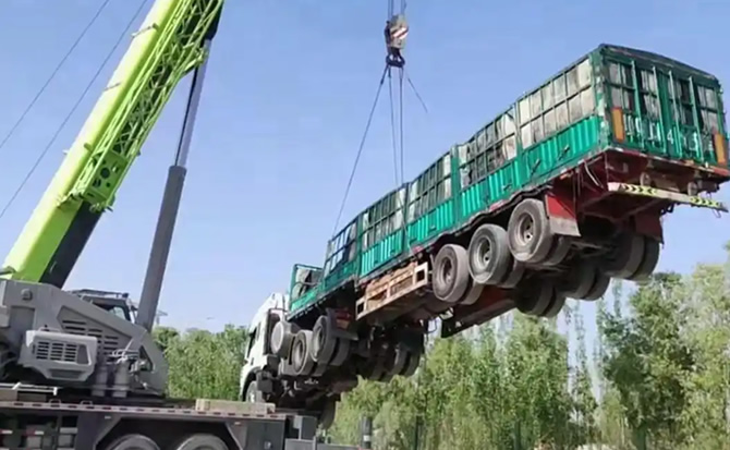 阳朔道路脱困救援案例